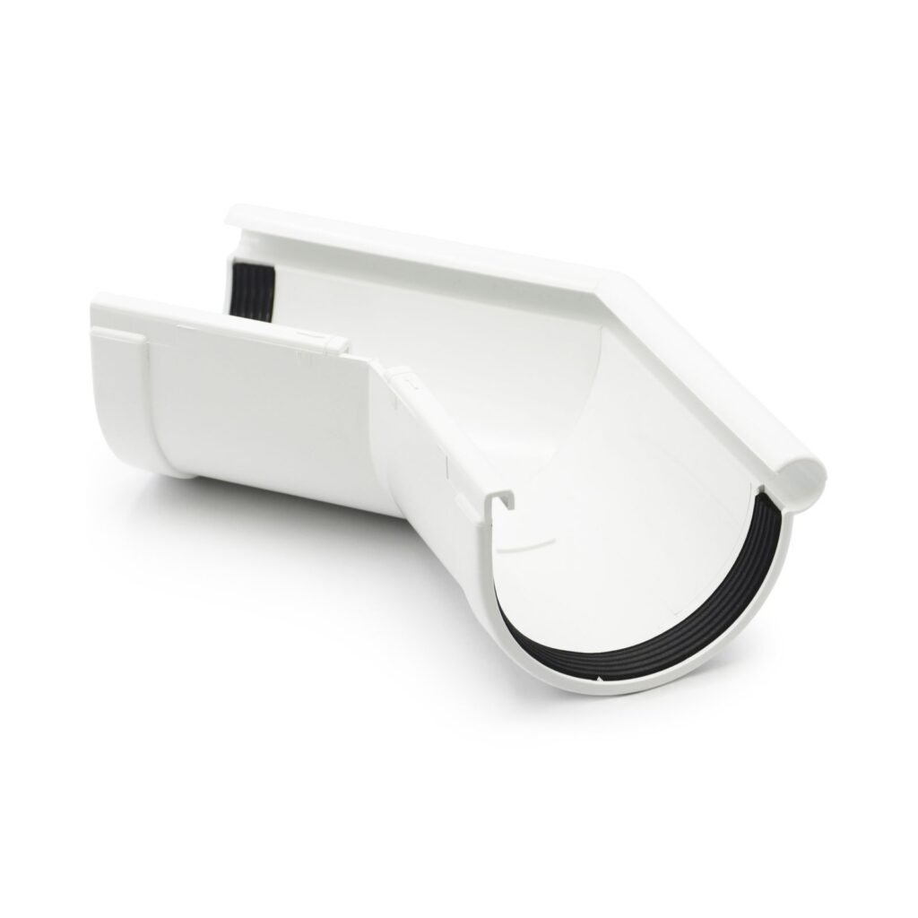 Кут ринви зовнішній 135° білий 90мм RainWay