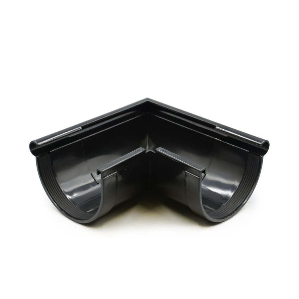 Кут ринви зовнішній 90° чорний 130мм RainWay